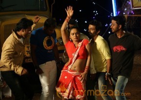 V Movie New Stills photo 2