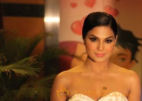 Veena Malik At Ziindagi 5050 Premiere Show  photo 4