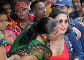 Veena Malik Promoting Their Movie Zindagi 50-50  photo 2