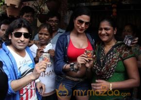 Veena Malik Promoting Their Movie Zindagi 50-50  photo 36