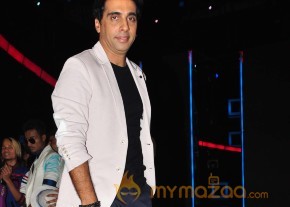 Vidya Balan & Emraan At India's Dancing Superstar  photo 9