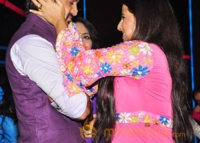 Vidya Balan & Emraan At India's Dancing Superstar  photo 28