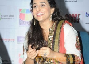 Vidya Balan Latest Photo Gallery photo 4