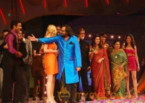 Vindu Dara Wins Big Boss  photo 24