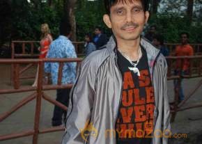 Vindu Dara Wins Big Boss  photo 12