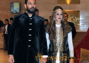 Yuvraj and  Hazel Wedding Photos photo 6
