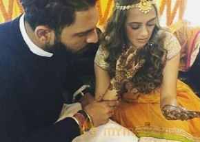 Yuvraj and  Hazel Wedding Photos photo 3