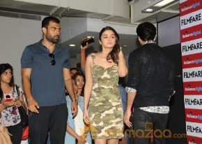 Alia Bhatt Saahid Kapoor Shaandaar Photos photo 6