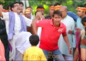 Atithi Tum Kab Jaoge Movie Stills photo 4