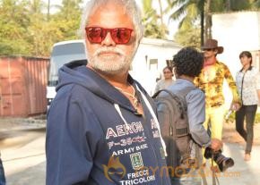 Gun Pe Done Movie Onlocation Photos  photo 6