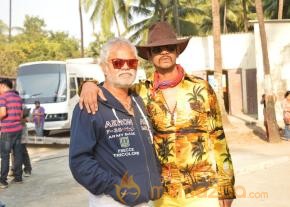 Gun Pe Done Movie Onlocation Photos  photo 19