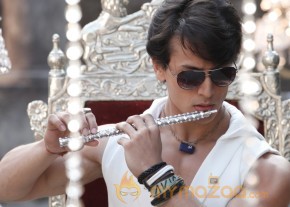Heropanti Movie Stills 