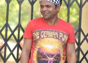 Hume Toh Loot Liya Movie Onlocation Stills  photo 21
