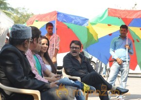 Hume Toh Loot Liya Movie Onlocation Stills  photo 10