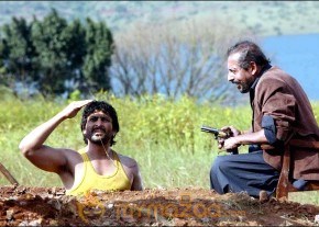 Ishqiya Movie Stills photo 24