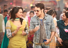 Once Upon a time in Mumbai-Dobara Movie Stills  photo 4