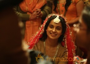Queen Movie New Stills  photo 10