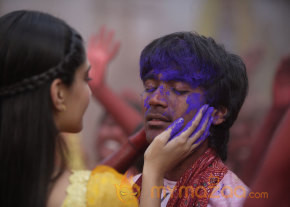 Raanjhanaa Movie Stills  photo 12