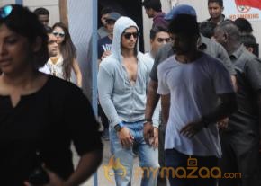 Tiger Shroff Spotted on Baaghi Sets Photos