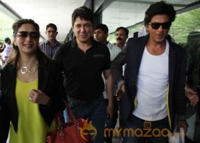 Celebrities Spotted at Airport Photos  photo 5