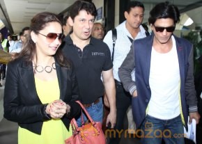 Celebrities Spotted at Airport Photos  photo 7