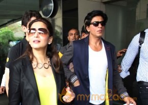 Celebrities Spotted at Airport Photos  photo 20
