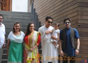 Imran Khan Celebrates Eid with Family Photos  photo 16