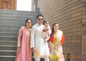 Imran Khan Celebrates Eid with Family Photos  photo 13
