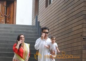 Imran Khan Celebrates Eid with Family Photos  photo 2