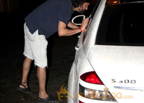 Priyanka Chopra Snapped With Cinematographer Sameer Arya  photo 6