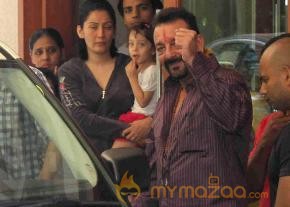 Sanjay Dutt leaving for Jail Photos  photo 8