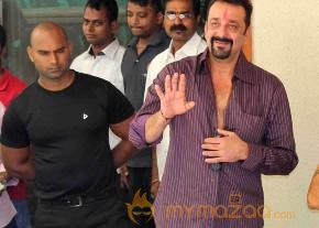 Sanjay Dutt leaving for Jail Photos  photo 5