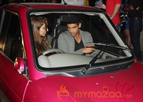 Siddharth Mallya, Anusha Dhandekar snapped in bandra  photo 2
