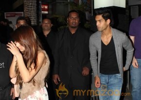 Siddharth Mallya, Anusha Dhandekar snapped in bandra  photo 10