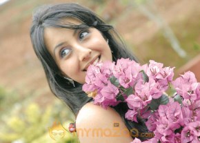 Hottest Sanjana Photo Gallery