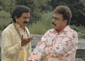 Aptharakshaka Movie Stills photo 17