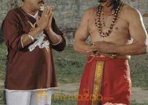 Aptharakshaka Movie Stills photo 13