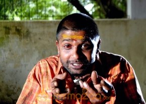 Kari Chirathe movie stills photo 13