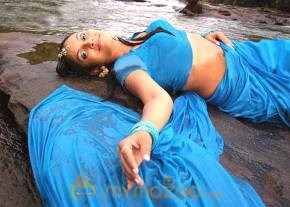 Jyothirmayi Hot Photogallery photo 2