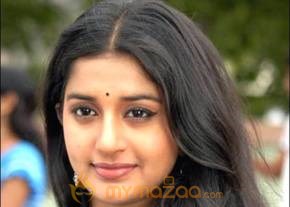 Meera Jasmine Cute Gallery photo 12
