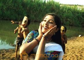Naviya Nair Cute Photo Gallery photo 12