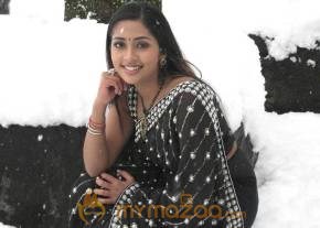 Naviya Nair Cute Photo Gallery photo 17