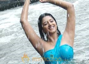 Vimala Raman Photo Gallery photo 2