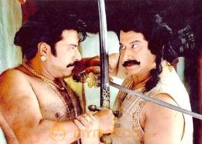 Pazhassi Raja Movie Stills photo 14