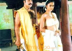 Pazhassi Raja Movie Stills photo 15