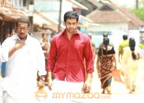Puthiya Mugham Movie Stills photo 3