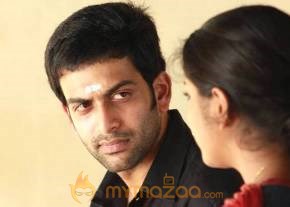 Puthiya Mugham Movie Stills photo 16