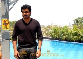 Karthick Stills photo 3