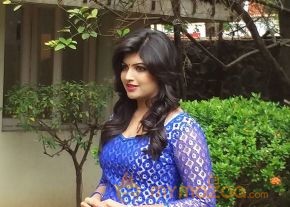 Actress Naina Sarwar beautiful photos
