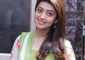 Actress Pranitha Ennaku Vaaitha Adimaigal Tamil movie launch Photos